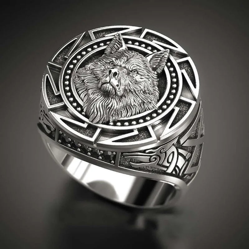 DapperOrnate™ Wolf Ring | For men - Zolenzo